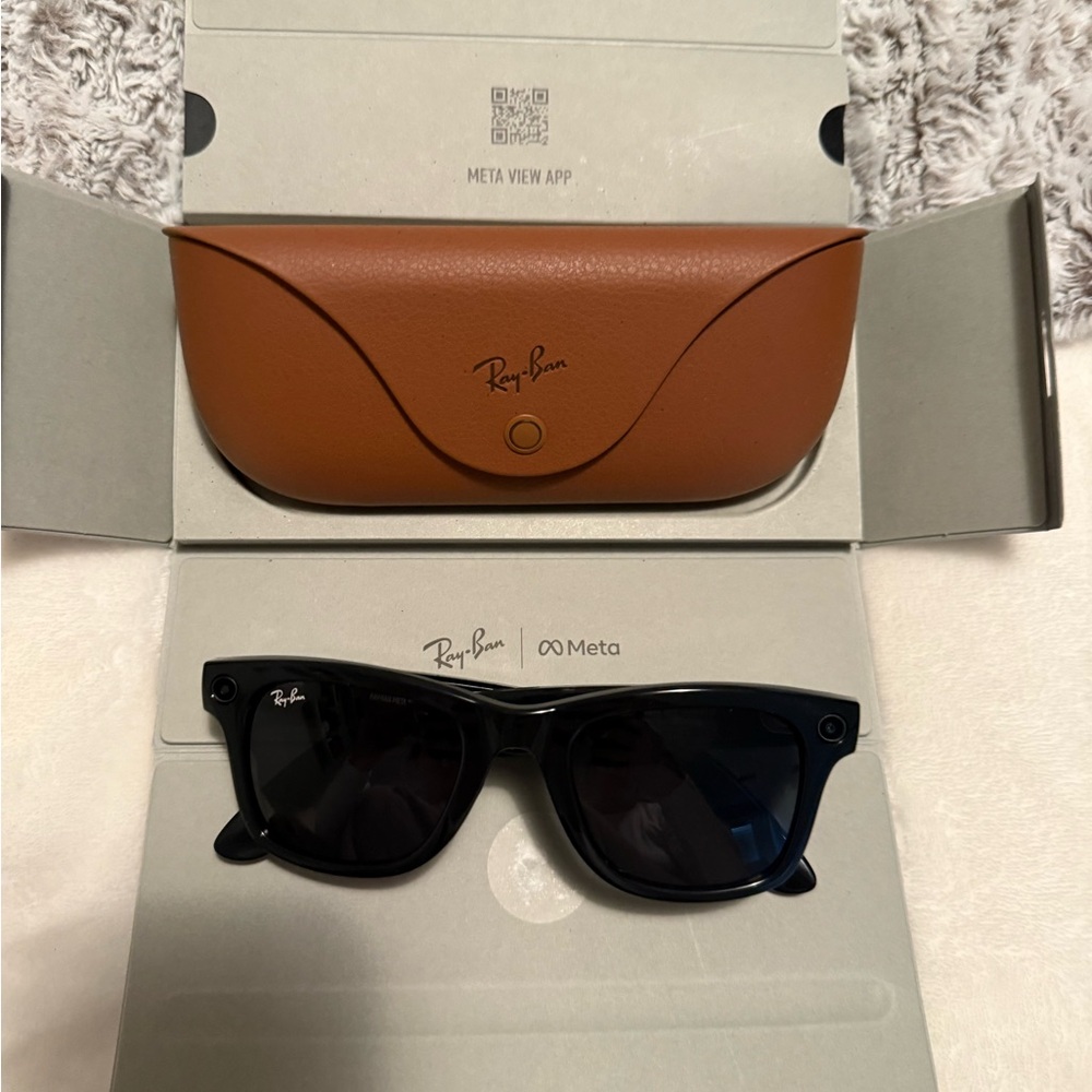 Ray-Ban Meta Smart Sunglasses